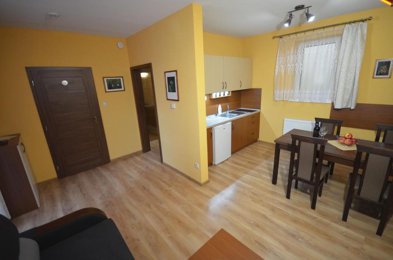 Apartmány Best I. Bešeňová Exterior foto