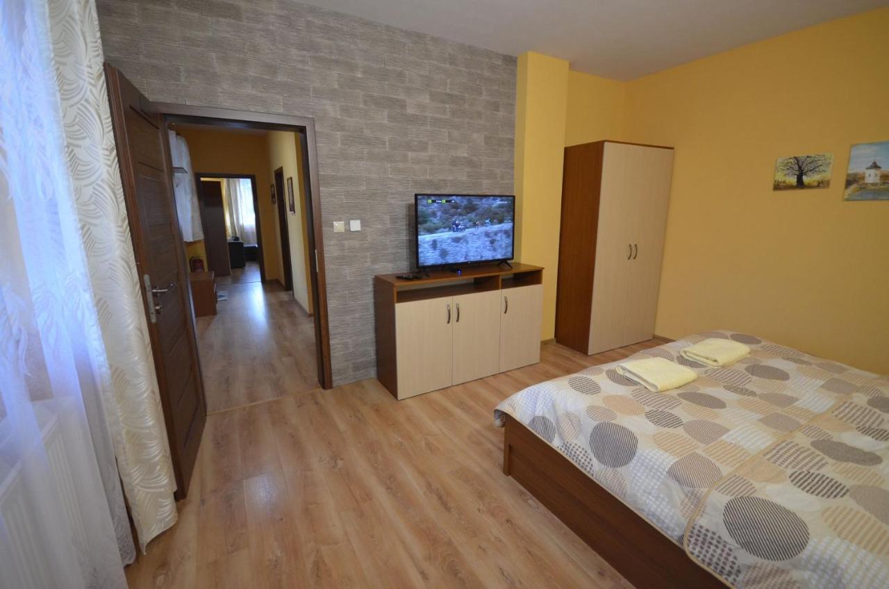 Apartmány Best I. Bešeňová Exterior foto