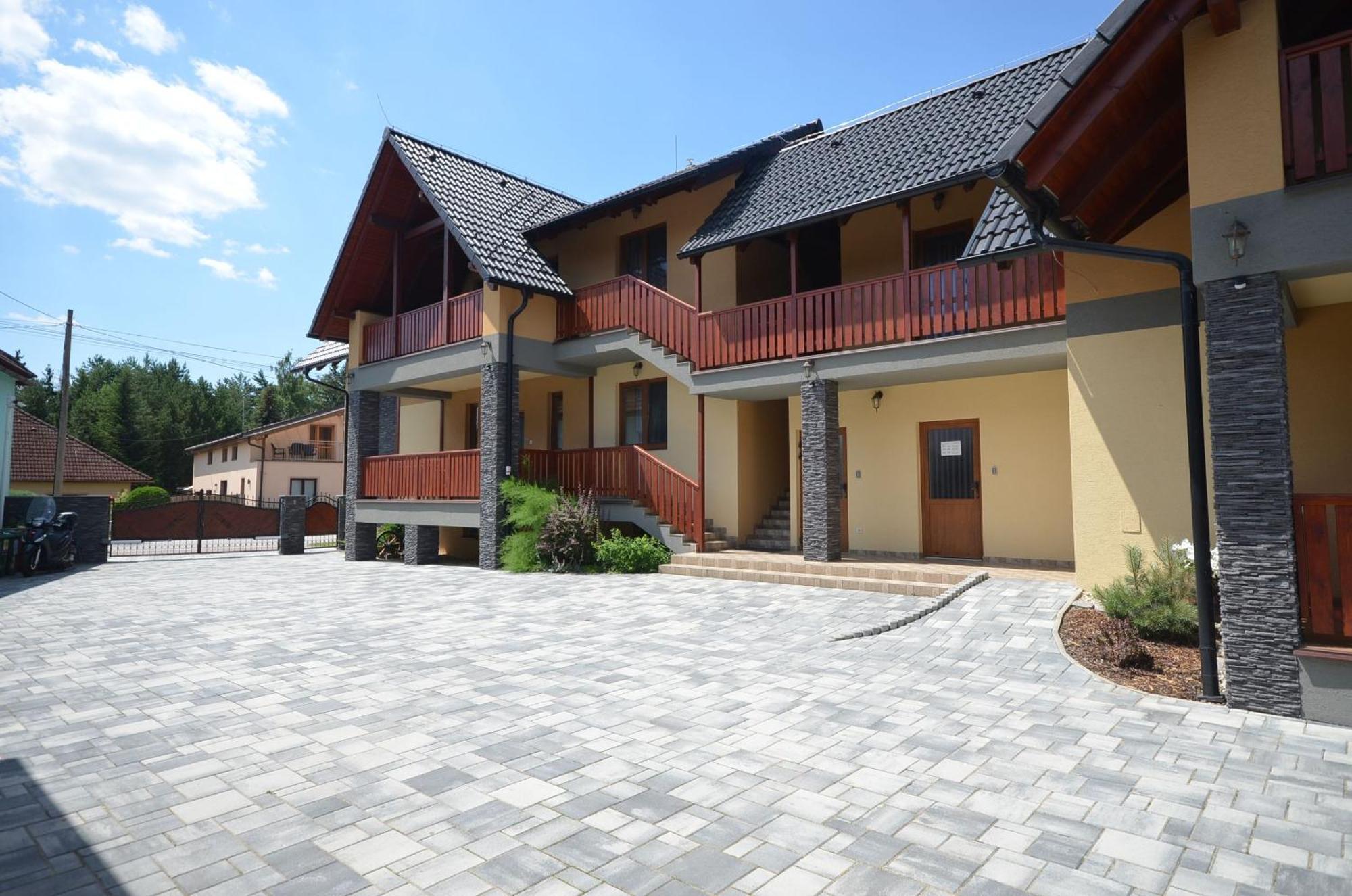 Apartmány Best I. Bešeňová Exterior foto